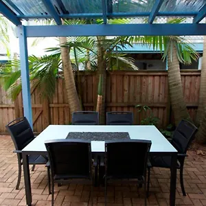 Villa Unit 3 41 Childe Street - Belongil 